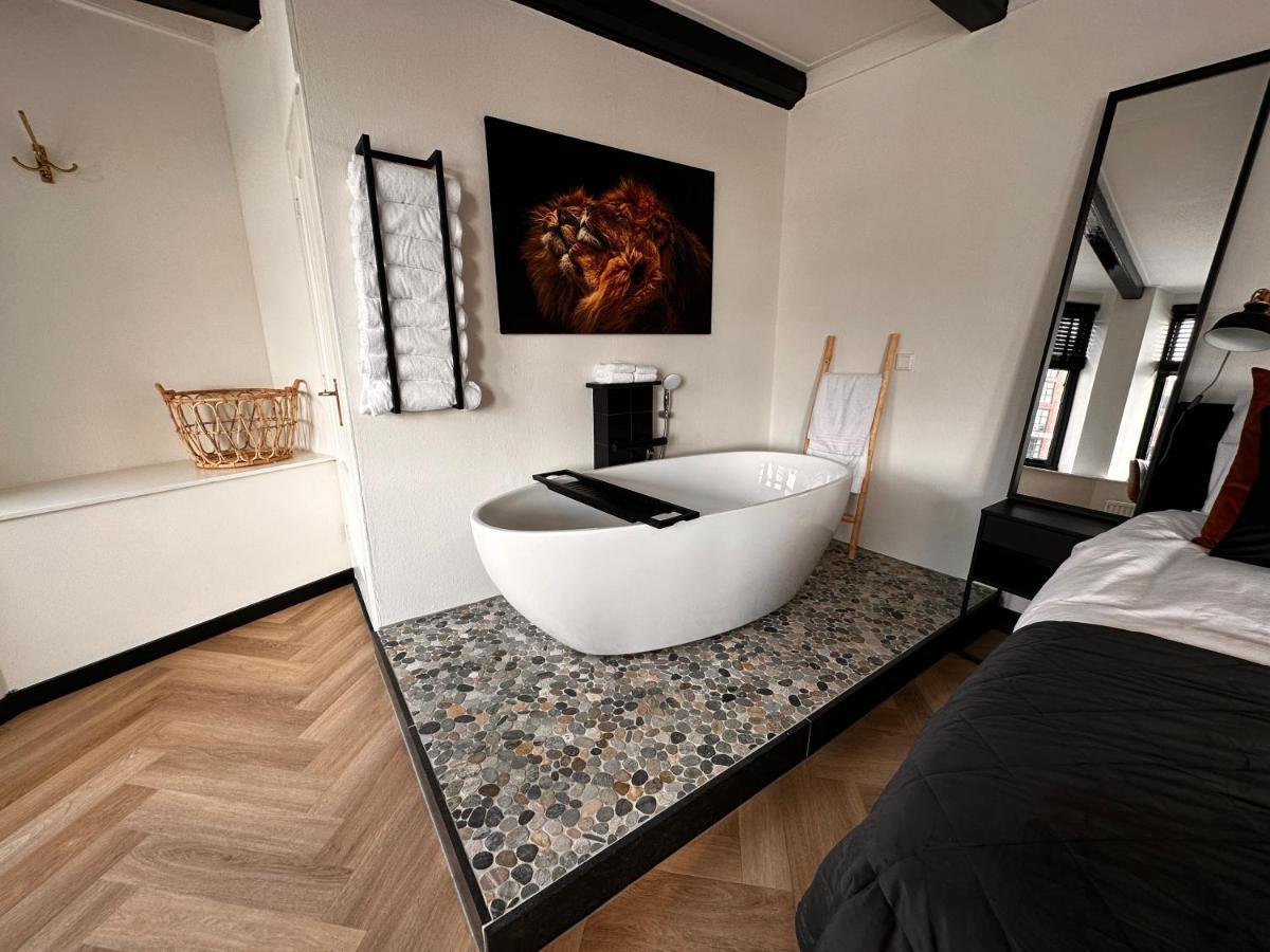 Borrel & Bed Onder Zeil Bed & Breakfast